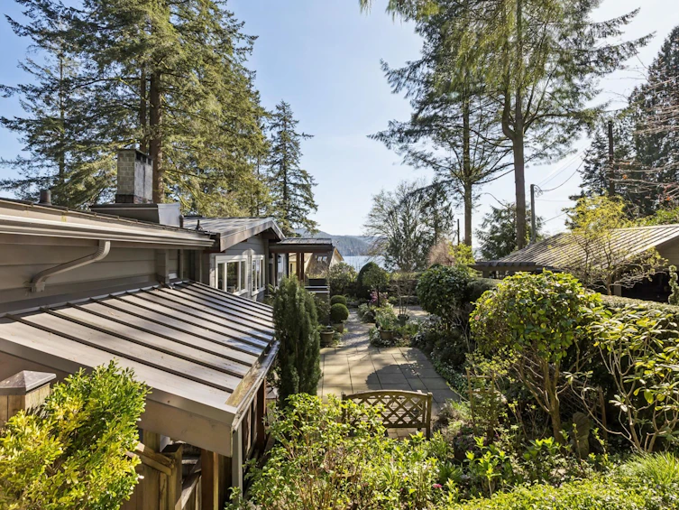 5457 Indian River Drive, North Vancouver, BC, V7G 2T7 - 34