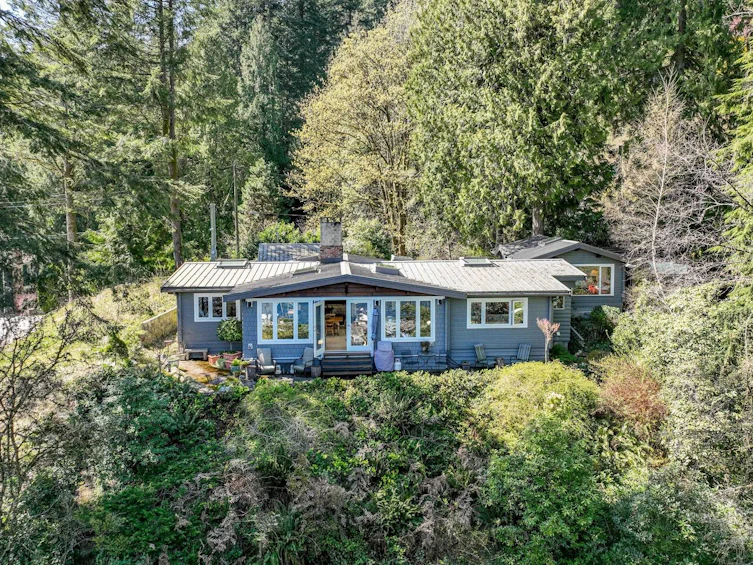5457 Indian River Drive, North Vancouver, BC, V7G 2T7 - 3
