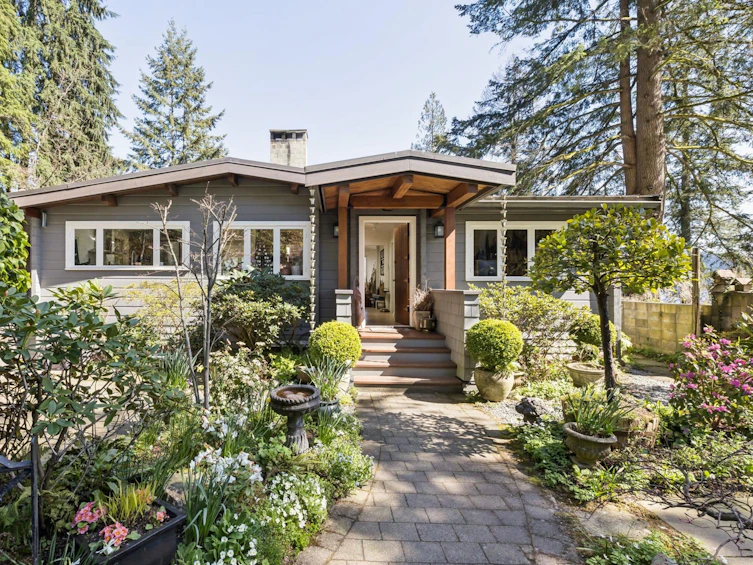 5457 Indian River Drive, North Vancouver, BC, V7G 2T7 - 4