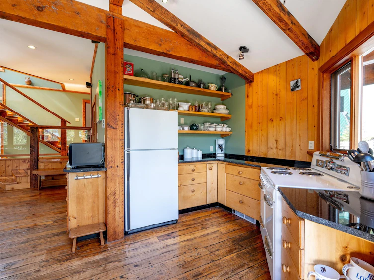 8596 Drifter Place, Whistler, BC, V8E 0G2 - 8
