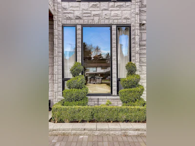 2091 Mclennan Avenue - 3