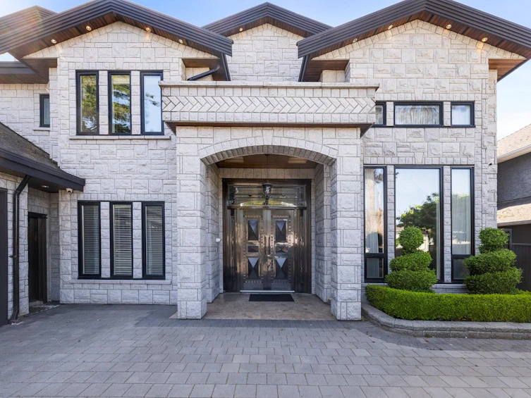 2091 Mclennan Avenue, Richmond, BC, V6X 2N3 - 4