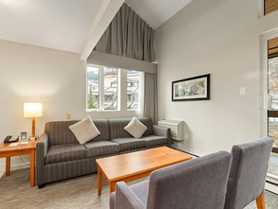 310-4420 Sundial Place - 5