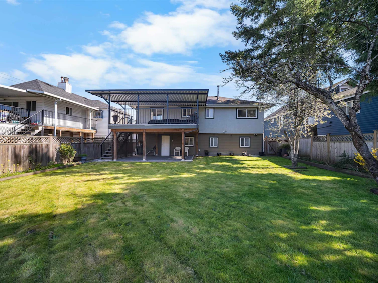 228 Pembina Street, New Westminster, BC, V3M 5J4 - 30