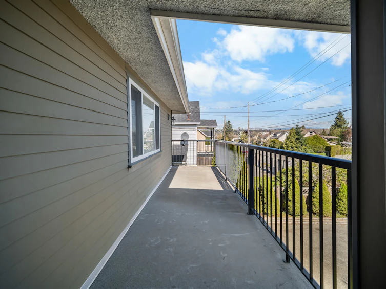 228 Pembina Street, New Westminster, BC, V3M 5J4 - 2