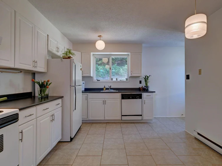 1175 Marine Drive, Gibsons, BC, V0N 1V1 - 7