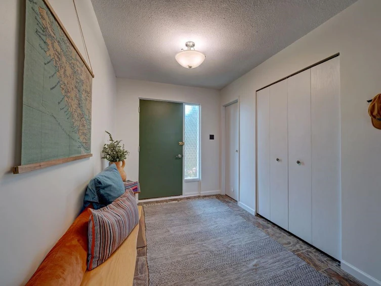 1175 Marine Drive, Gibsons, BC, V0N 1V1 - 5
