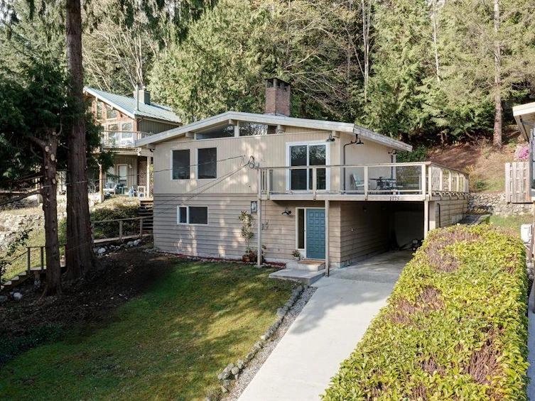 1175 Marine Drive, Gibsons, BC, V0N 1V1 - 2