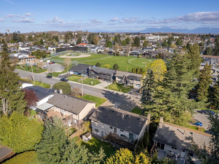 5392 Maple Crescent, Delta, BC, V4K 1G2 - 28