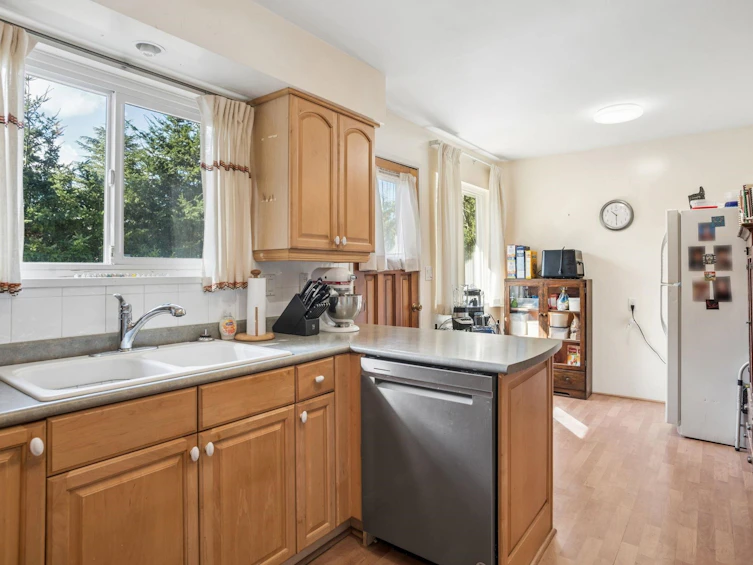 5392 Maple Crescent, Delta, BC, V4K 1G2 - 12