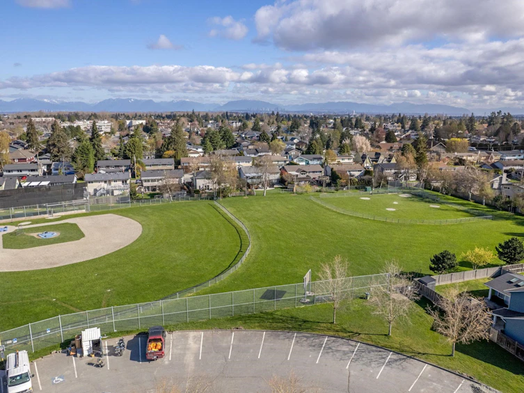 5392 Maple Crescent, Delta, BC, V4K 1G2 - 29