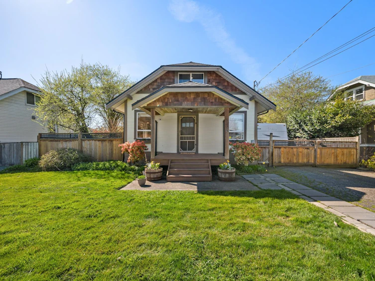 5695 Riverside Street, Abbotsford, BC, V4X 1T4 - 2
