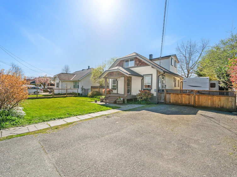 5695 Riverside Street, Abbotsford, BC, V4X 1T4 - 32