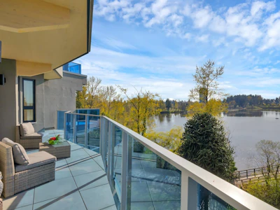 505-33160 Plaxton Crescent - 2