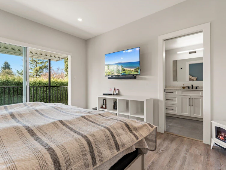739 E 26th Street, North Vancouver, BC, V7K 1A3 - 15