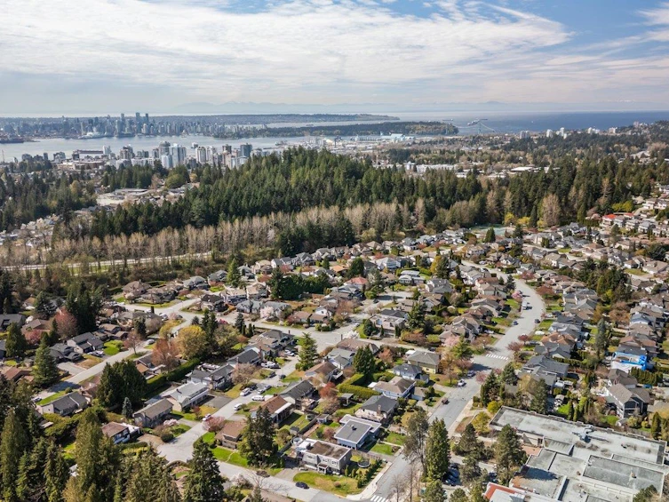 739 E 26th Street, North Vancouver, BC, V7K 1A3 - 38