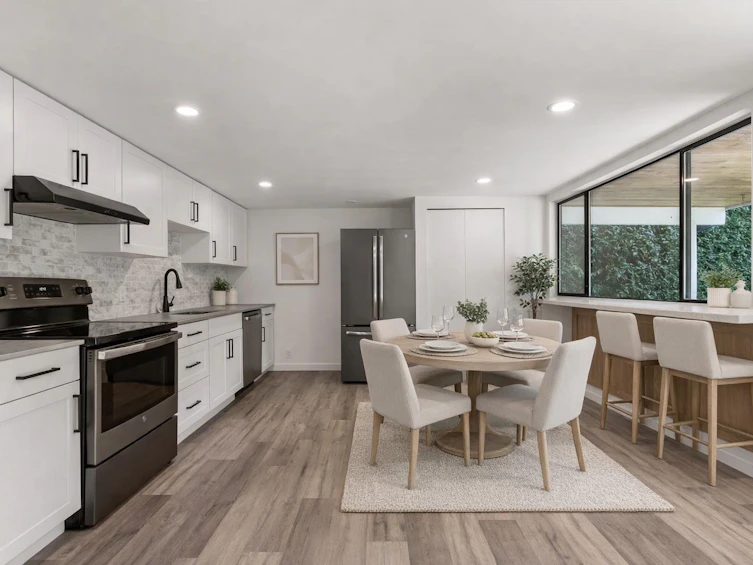 739 E 26th Street, North Vancouver, BC, V7K 1A3 - 25