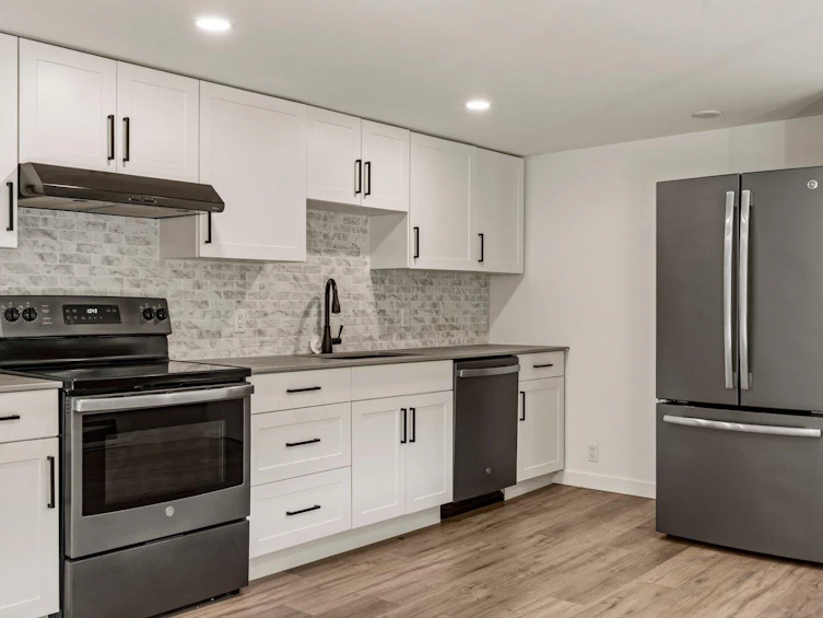 739 E 26th Street, North Vancouver, BC, V7K 1A3 - 26