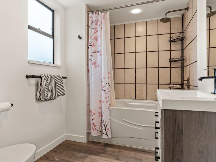 739 E 26th Street, North Vancouver, BC, V7K 1A3 - 29