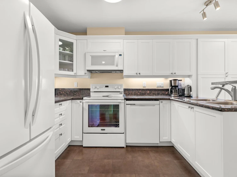 225-12931 Railway Avenue, Richmond, BC, V7E 6M5 - 18
