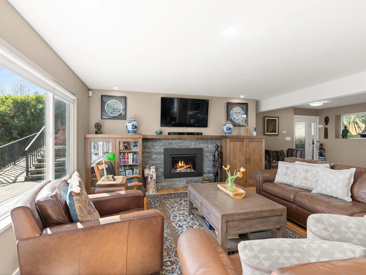 15535 Royal Avenue, Surrey, BC, V4B 1N5 - 9