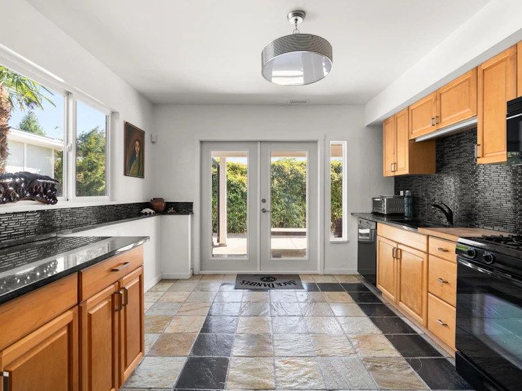 15535 Royal Avenue, Surrey, BC, V4B 1N5 - 25