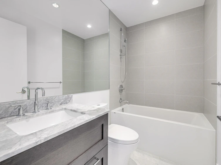 604-1501 Foster Street, Surrey, BC, V4B 0C3 - 13