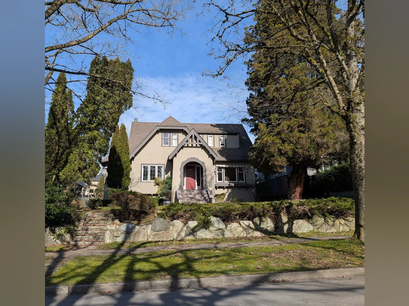 3425 W 33rd Avenue, Vancouver BC V6N 2H1