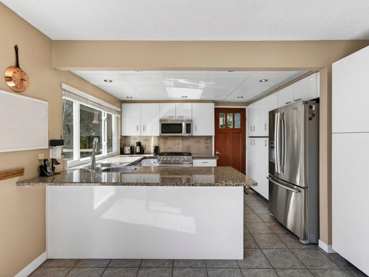 23419 Tamarack Lane, Maple Ridge, BC, V2W 1A8 - 12