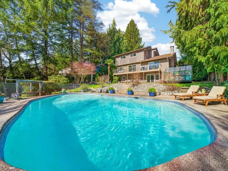 23419 Tamarack Lane, Maple Ridge, BC, V2W 1A8 - 2