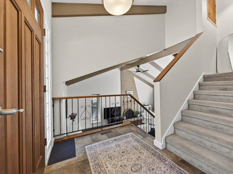 23419 Tamarack Lane, Maple Ridge, BC, V2W 1A8 - 5