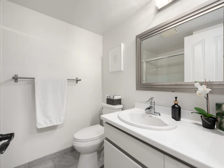 801-1235 Quayside Drive, New Westminster, BC, V3M 6J5 - 22