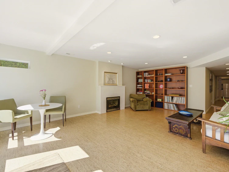 1181 Keith Road, West Vancouver, BC, V7T 1M7 - 31