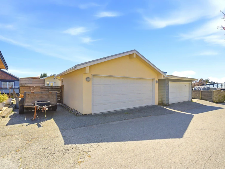 1181 Keith Road, West Vancouver, BC, V7T 1M7 - 38