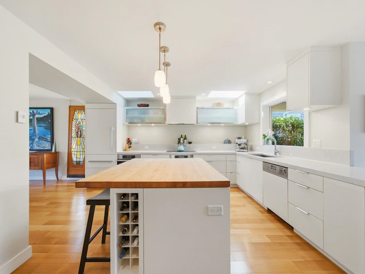 1181 Keith Road, West Vancouver, BC, V7T 1M7 - 12