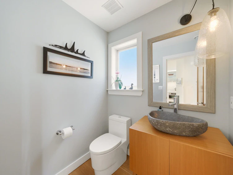 1181 Keith Road, West Vancouver, BC, V7T 1M7 - 21