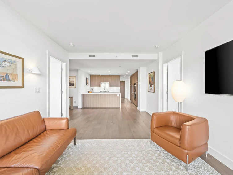904-1210 E 27th Street, North Vancouver, BC, V5J 0C5 - 4