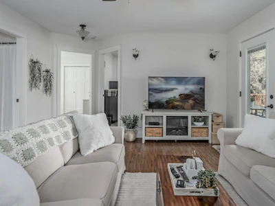 3553 Monashee Street - 5
