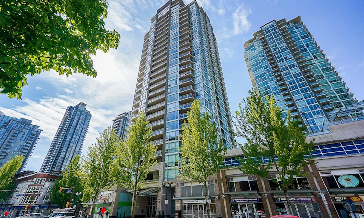 606-2978 Glen Drive