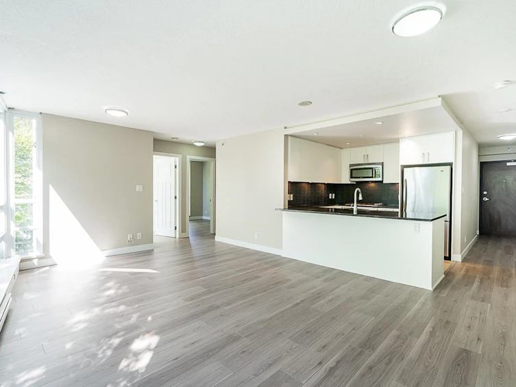 606-2978 Glen Drive, Coquitlam, BC, V3B 0C3 - 12