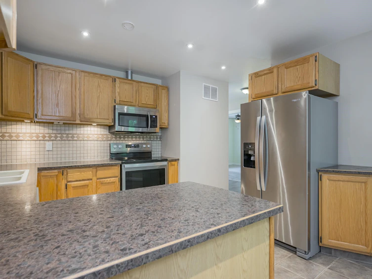 14266 Melrose Drive, Surrey, BC, V3R 5R4 - 11