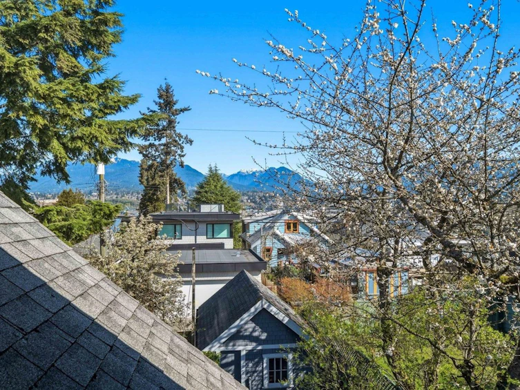 2711 Trinity Street, Vancouver, BC, V5K 1E6 - 24