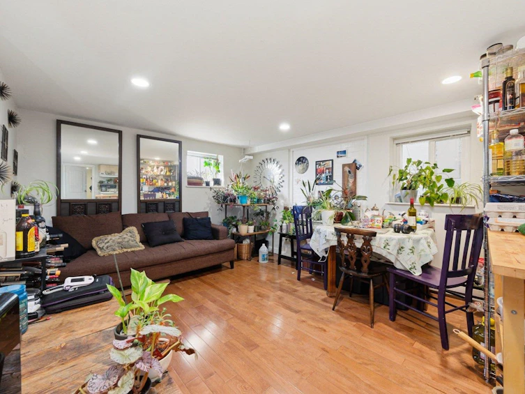 2711 Trinity Street, Vancouver, BC, V5K 1E6 - 27