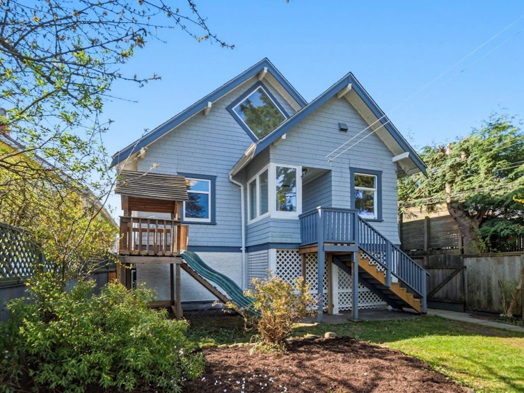 2711 Trinity Street, Vancouver, BC, V5K 1E6 - 30