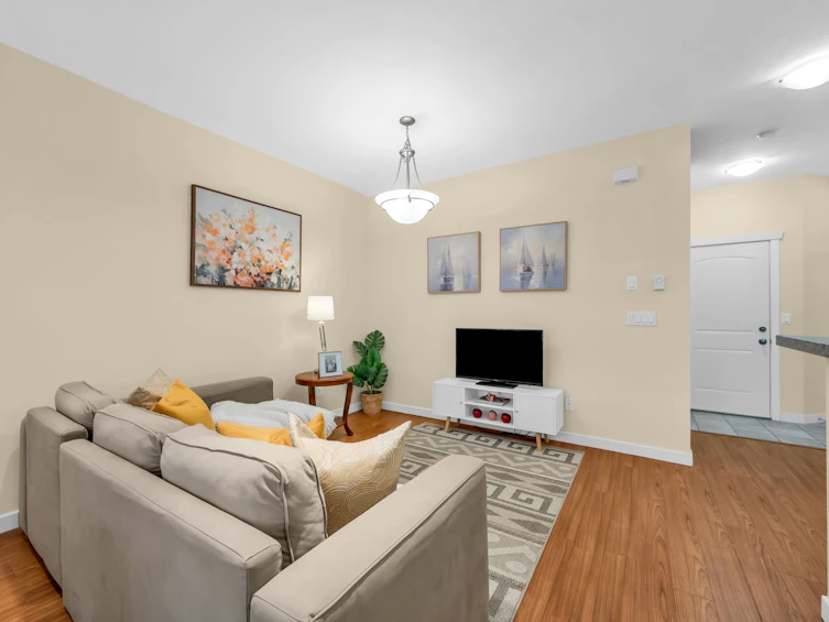 16-8600 No. 3 Road, Richmond, BC, V6Y 2E8 - 5