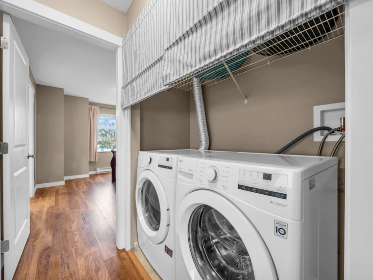 16-8600 No. 3 Road, Richmond, BC, V6Y 2E8 - 24