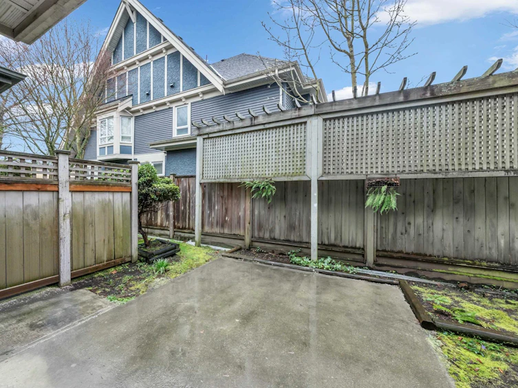 16-8600 No. 3 Road, Richmond, BC, V6Y 2E8 - 25