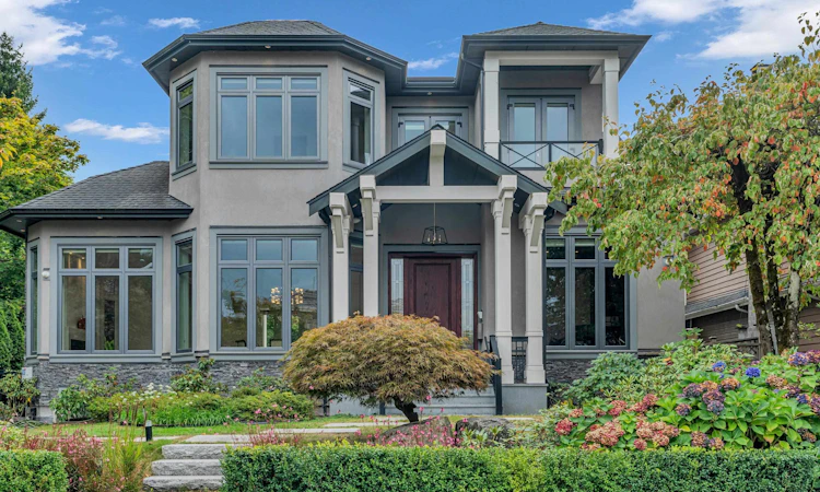 2328 Mcbain Avenue