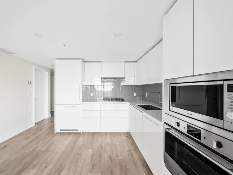 2502-10428 Whalley Boulevard, Surrey, BC, V3T 1W6 - 6