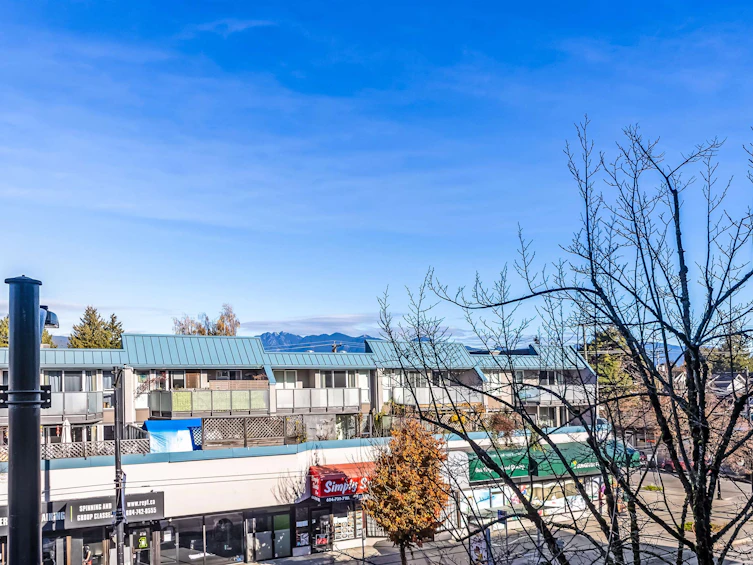 304-2525 Blenheim Street, Vancouver, BC, V6K 4W6 - 17
